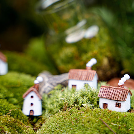 Chimney Lane - Decorative Miniature Village - 8 Pcs - ↑ 1–3 Cm