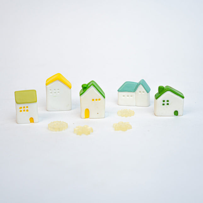 Winter Whimsy - Decorative Miniature Christmas Village - 9Pcs - ↑ 1-3 Cm