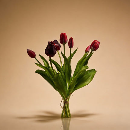 Tulip Bouquet - Deep Red - ‘Real Touch’ Artificial Tulips - 7 Tulip Stems - 40 Cm